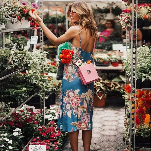 5⭐️ FAV BESTSELLER Blue Skies Floral Slip Dress - Picture 2 of 8